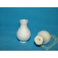 Bílá vatová váza - výška 5,5 cm - 5 ks